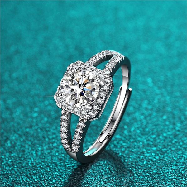 1 CT GRA CERTIFIED BRILLIANT CUT MOISSANITE