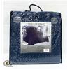 Image 1 : NEW QUEEN 3 PIECE QUILT SET