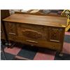 Image 1 : ANTIQUE WOOD BUFFET TIGER OAK 1920-30S