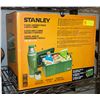 Image 1 : NEW STANLEY CLASSIC LUNCH COOLER & BOTTLE COMBO