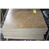Image 1 : 17 CERAMIC TILES 13 X 13" EACH