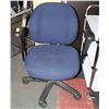 Image 1 : BLUE ROLLING OFFICE CHAIR
