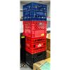 Image 1 : LOT OF 4 STORAGE CRATES