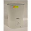 Image 1 : HONEYWELL HUMIDIFIER- MODEL HWM440WCV1