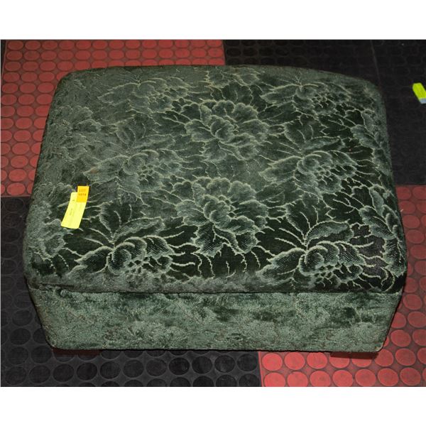 VINTAGE CARPETED STOOL