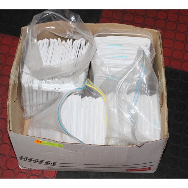 T- SHIRT FOLDERS APPROX 40