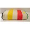 Image 1 : VINTAGE HUDSON BAY PRINT BLANKET PILLED-ESTATE