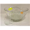 Image 1 : LARGE GLASS PUNCH BOWL WITH 8 MATCHING GLASSES