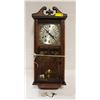 Image 1 : SMALL GRANDFATHER CLOCK WIND UP ANTIQUE