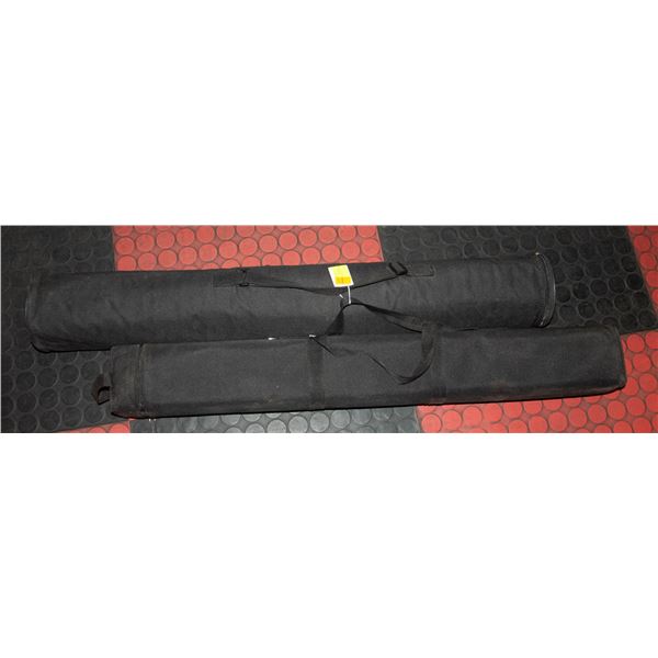 2 POP-UP DISPLAYS IN CASES