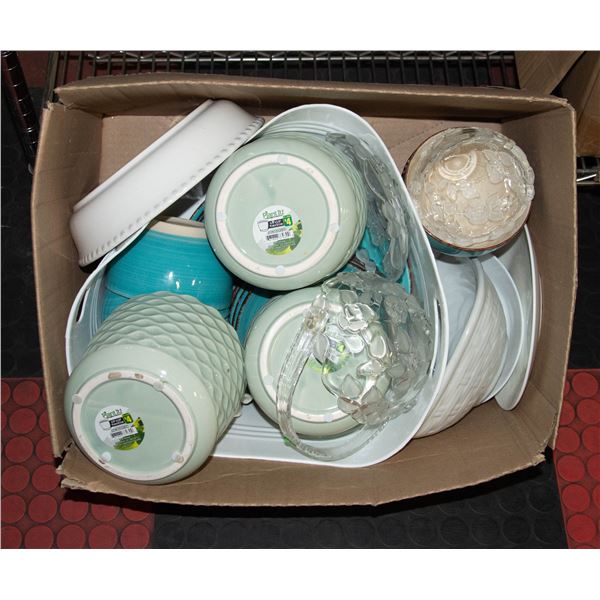 BOX OF ASSORTED PLANTERS, CRYSTAL