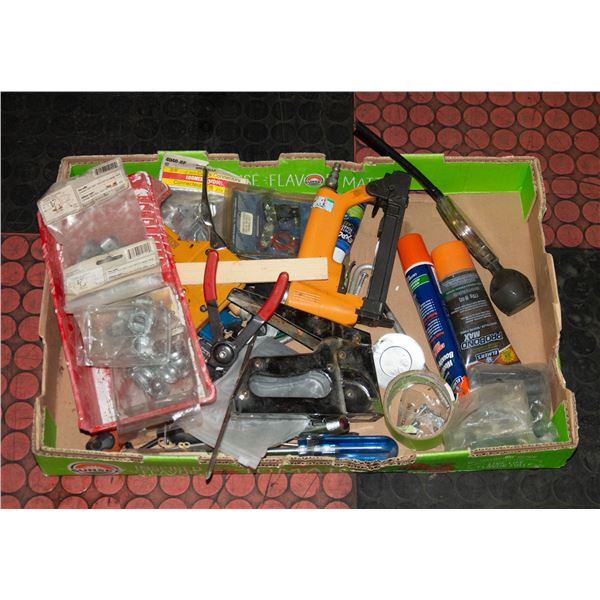 FLAT OF ASSORTED SHOP TOOLS INCLUDES WRENCHES AND