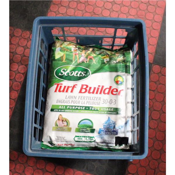 PAIR OF SCOTTS TURF BUILDER LAWN FERTILIZER