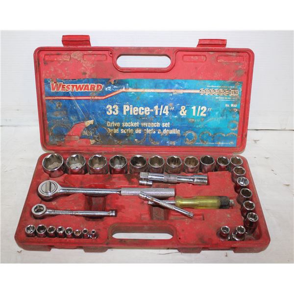 WESTWARD 31 PC 1/4" & 1/2" SOCKET/WRENCH SET