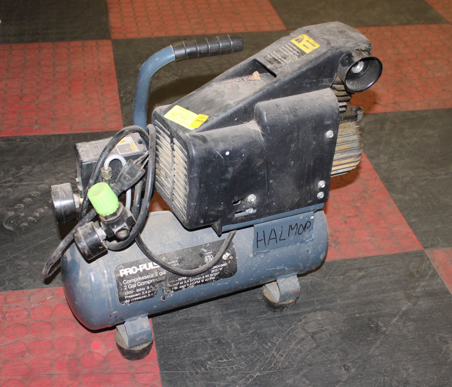 PRO-PULSE 2 GALLON AIR COMPRESSOR 120V