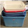 Image 1 : 5 RUBBERMAID TOTES 4 72L TOTES + 84L TOTE NO LIDS
