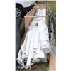 Image 1 : UNCLAIMED VINYL EDGING/BASEBOARDS SOLD WITH PVC