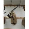 Image 1 : Gemsbok Head Mount: From tips of horns to bottom of neck is 50 inches. Horns are 34 inches (270)