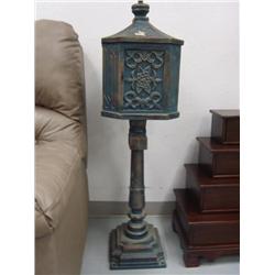 Cast iron mailbox 46in high  (269)
