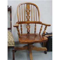 Reproduction Antique oak office chair (269)