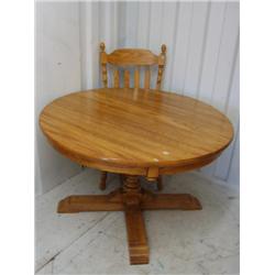 Table with two leaves, 8 chairs, and a floor lamp (267)