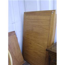 Table with 2 leaves (261)