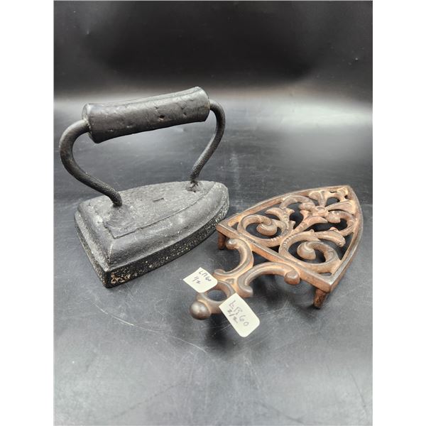 Metal Cast Iron Sad Iron & Hot Plate Trivet w/ Footed 9L X 4 W_no backstamp