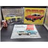 Image 1 : Tin Automobile Sign Lot