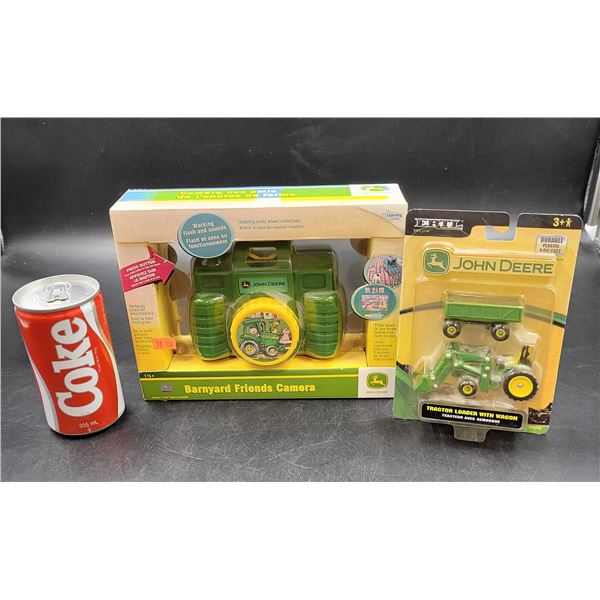 *New* John Deere Camera & Tractor w/ Wagon