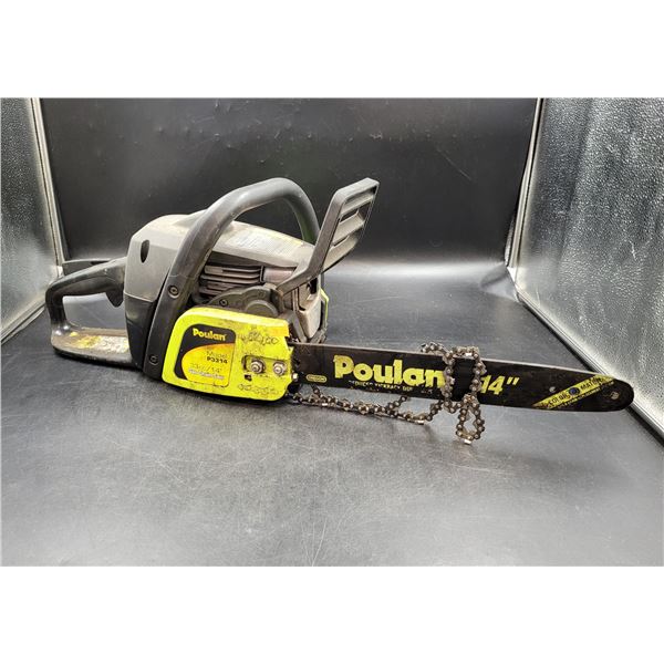 Poulan P3314 Gas Chainsaw
