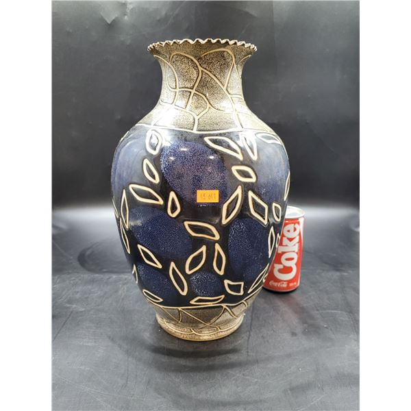 Chinese Ceramic Vase