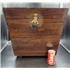 Image 1 : Small Wooden Chest