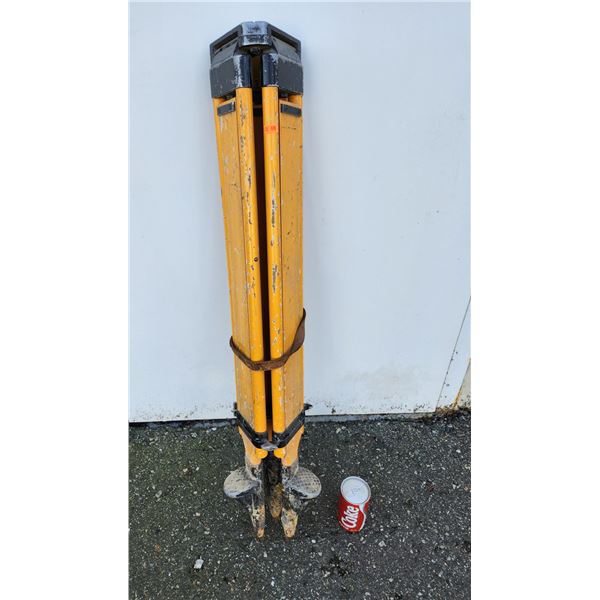 Auto Level Surveying Tripod