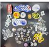 Image 1 : Sticker & Pin Lot