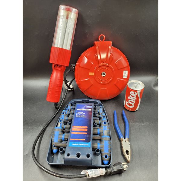 Tool/Lighting Lot