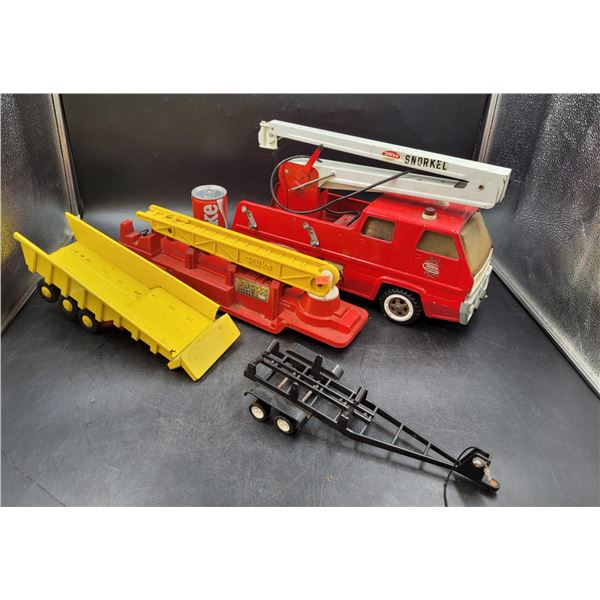 Vintage Tonka Fire Truck w/ Attachments