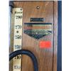 Image 2 : Vintage Desk Model Baumanometer