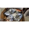 Image 2 : SET OF HEADLIGHTS FROM 2012 YARIS