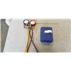 Image 1 : YELLOW JACKET GAS PRESSURE TEST KIT WITH GAUGES