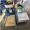 Image 1 : PAPER CUTTER, TOILET SEAT AND TWO SHOP VACS