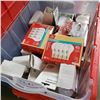 Image 2 : 3 TOTES OF VARIIOUS LIGHT BULBS
