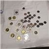 Image 1 : ASSORTED COLLECTIBLE CANADIAN COINS; SPECIALTY TOONIES, LOONIES, QUARTERS - COLOURED AND NON COLOURE