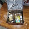 Image 1 : ASSORTED PADLOCKS WITH KEYS IN VINTAGE TIN