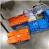 Image 2 : HOT WHEELS ULTIMATE GARAGE AND LARGE LOT OF ASSORTED TRACK AND BINS WITH ACCESSORIES
