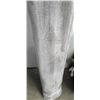 Image 2 : NEW 4FT X 6FT AREA CARPET