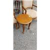 Image 2 : SMALL ROUND TABLE WITH PAIR OF MATCHING CHAIRS