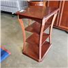 Image 3 : BOMBAY END TABLE