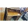 Image 1 : ANTIQUE OAK ROLLTOP DESK CIRCA 1910 WITH KEYS