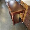 Image 3 : BOMBAY HALL TABLE