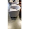 Image 3 : PAIR OF MODERN GREY TUB CHAIRS, IN GOOD CONDITION
